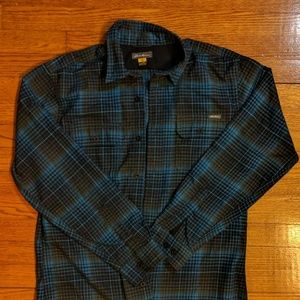 Eddie Bauer Button up